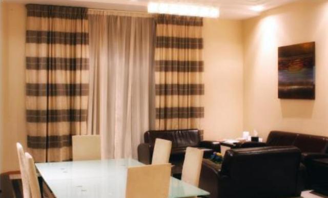 Ewa Hotel Apartments Манама Номер фото